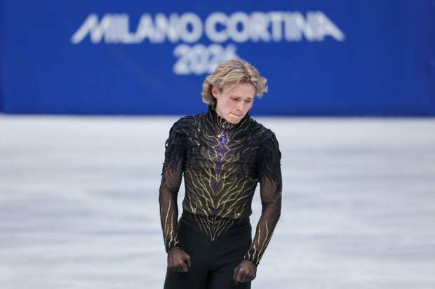 Лев Лазарев — о неожиданном поражении Ильи Малинина на Олимпиаде: «Мы не знаем, что его сбило»