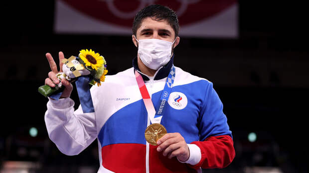 «Остаюсь верен своей стране»: Садулаев ответил на критику после подписания контракта с американской лигой