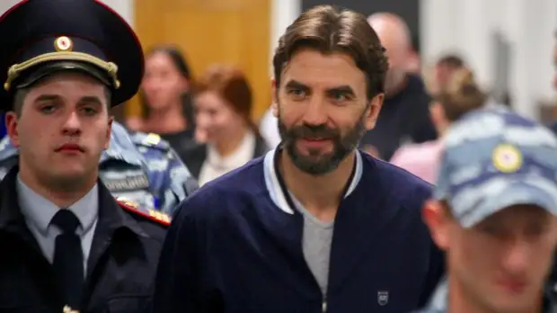 Суд в Москве продлил арест Абызова