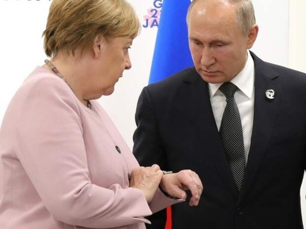 Тайный сговор против США: зачем Меркель едет к Путину