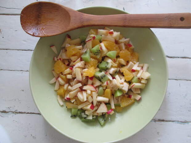 Простой, а главное реально вкусный декор сделает салат особенным (+ 2 рецепта)