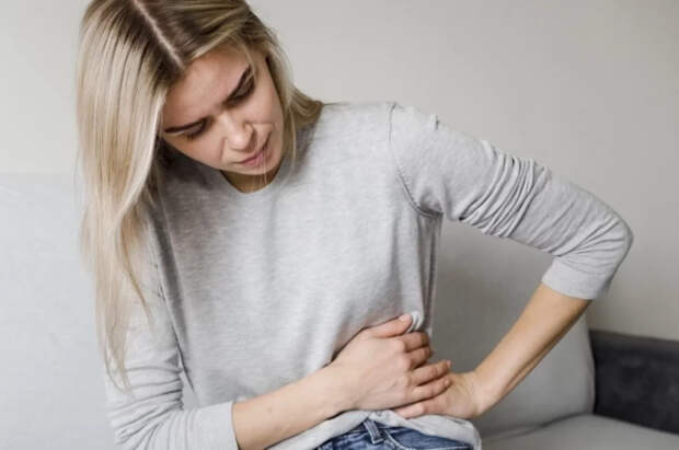 Эксперт Кубеш назвал неочевидный симптом рака печени