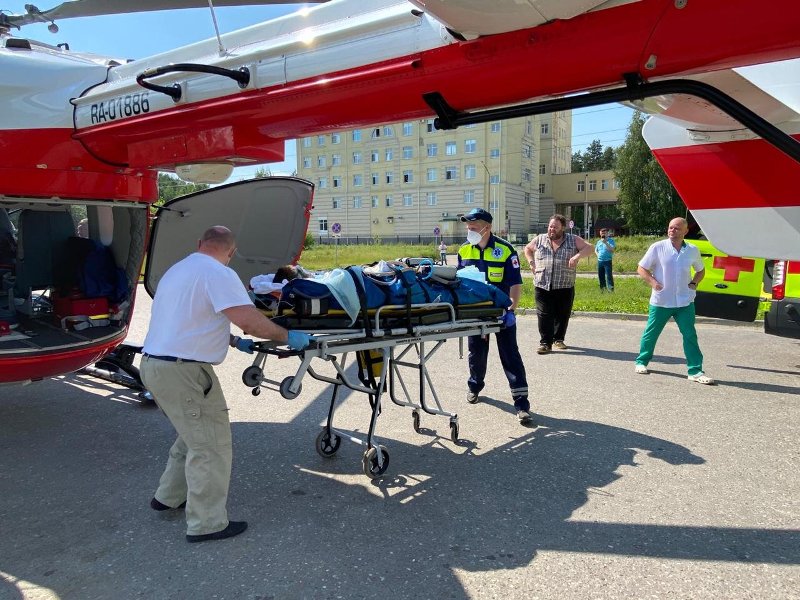 Влюбленные в небо: сотрудники Московского авиацентра встретят День Воздушного Флота России на боевом посту