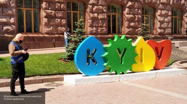 Зеленский и команда начали собирать компромат на региональные элиты для победы на выборах