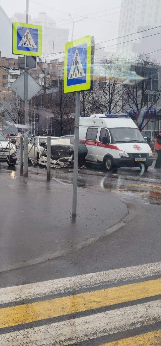 Серьёзное ДТП на пересечении пр. Ильича и ул. Горячкина