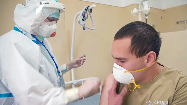 «Находимся на правильном пути»: в Минобороны сообщили о завершении испытаний вакцины от COVID-19