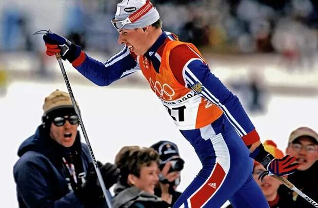 Российский лыжник Михаил Иванов вошел в историю как победитель марафонской гонки на 50 километров на Олимпиаде-2002 в Солт-Лейк-Сити.-2