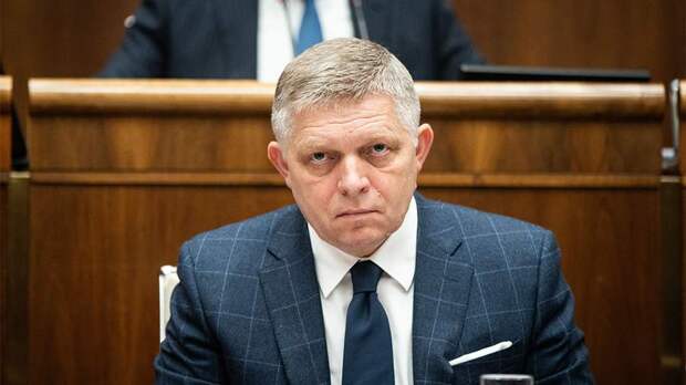 Фицо сообщил о возможном разрешении Украиной транзита газа из Азербайджана