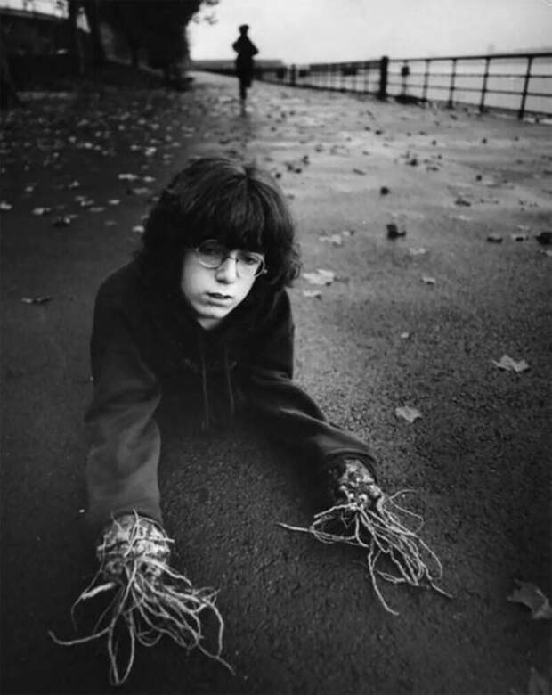 Фотограф собрал коллекцию детских кошмаров