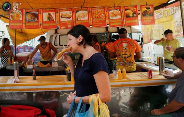 Бразильская уличная еда: что попробовать в Рио-де-Жанейро 