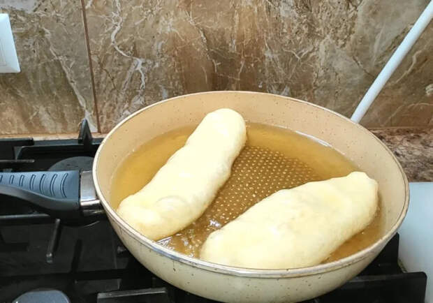 Проще некуда, а вкус поражает: показываю, как приготовить пышные пирожки на картофельном отваре