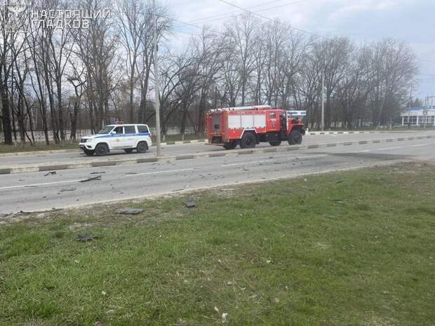 В Белгороде беспилотник взорвался на дороге, повреждены автобус и автомобиль, — губернатор