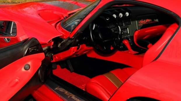 Dodge Viper GTS CS 1997 года — единственный в мире, доработанный Кэрроллом Шелби