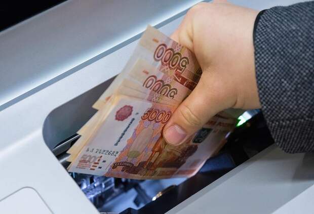 Блокировку счетов россиян для взыскания долгов по налогам опровергли