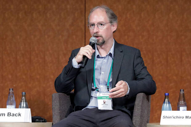 ИБ-эксперт Гостев допустил, что Адам Бэк из статьи NYT является создателем биткоина