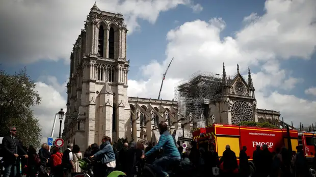 Disney пожертвует на восстановление Нотр-Дама $5 млн