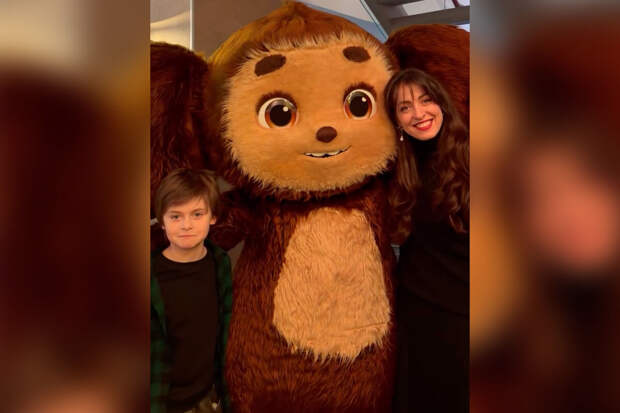 Балерина Анастасия Меськова появилась на публике с сыном