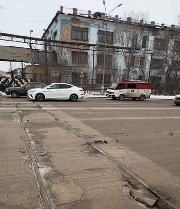 Ремонт переезда на улице Гоголя в Караганде может занять до 15 дней