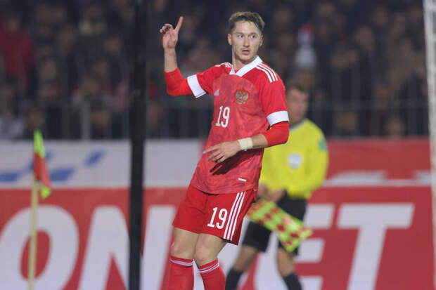 Тренер Билялетдинов считает, что матч с Мали будет полезен для сборной России