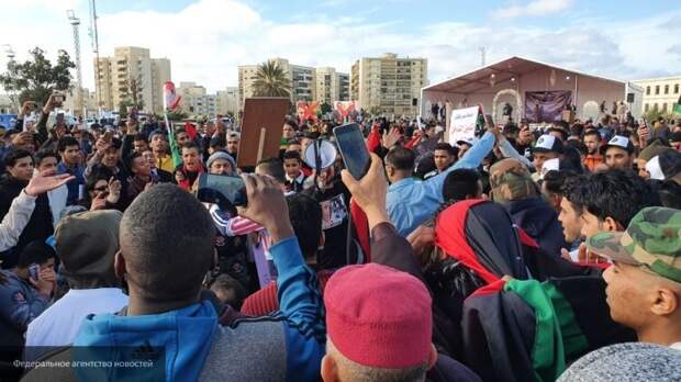 Демонстрация против турецкой оккупации состоялась на площади Аль-Киш в Бенгази