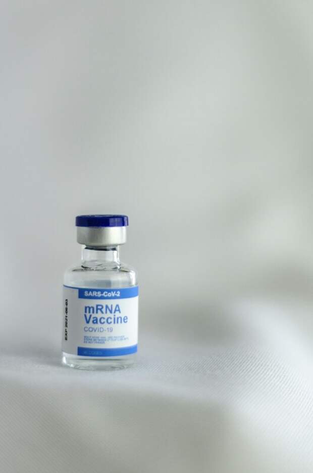 Первый российский пациент получил мРНК вакцину от рака: состояние стабильное