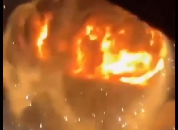 Срочно! Везде едкий запах бензина, на лицах оседает копоть: в Туапсе началась эвакуация