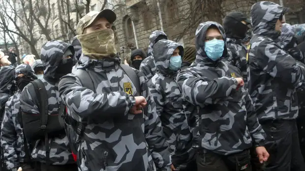 В посольстве России заявили, что американское оружие на Украине окажется в руках боевиков