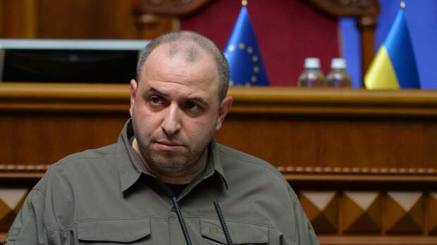 Империя Зеленского разваливается: под Умеровым зашаталось кресло