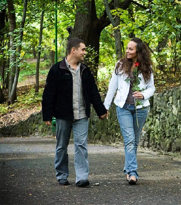 Первое свидание и как влюбить в себя парня? Первое свидание и как влюбить в себя парня?