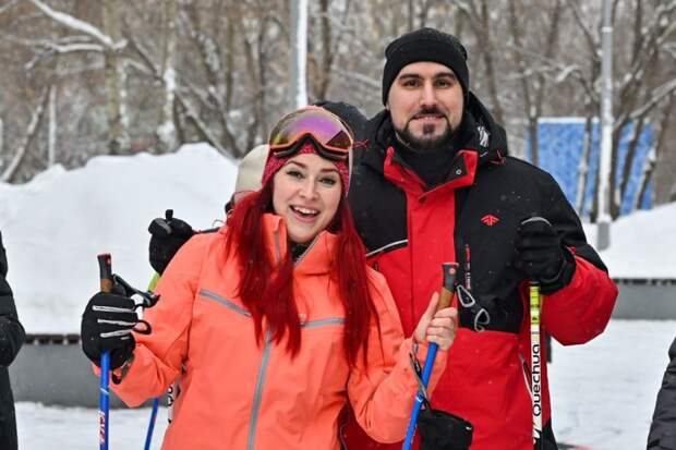 В Москве работают бесплатные спортивные площадки для зимнего досуга
