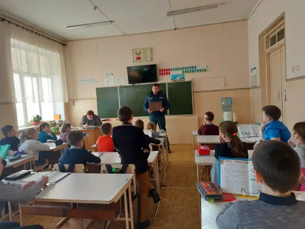 Встреча с начальником караула ПАЧЧ-217БГРО ЧС Календо В.Н.