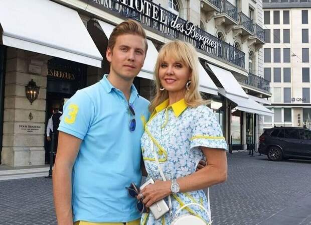 «Новые файлы Эпштейна»: сын Валерии выдал серию «секретных» фото с вечеринок