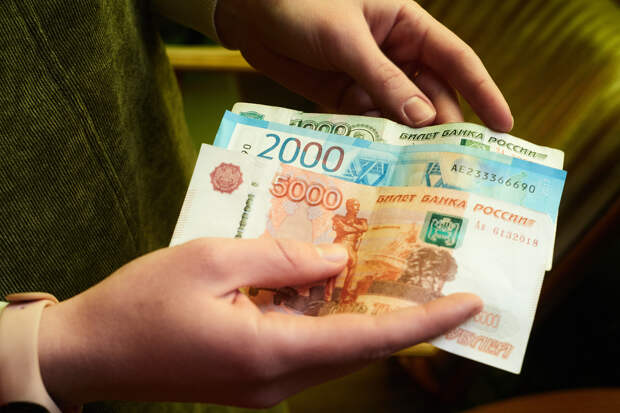 Россиянка попросилась в домовой чат и лишилась 11 миллионов рублей