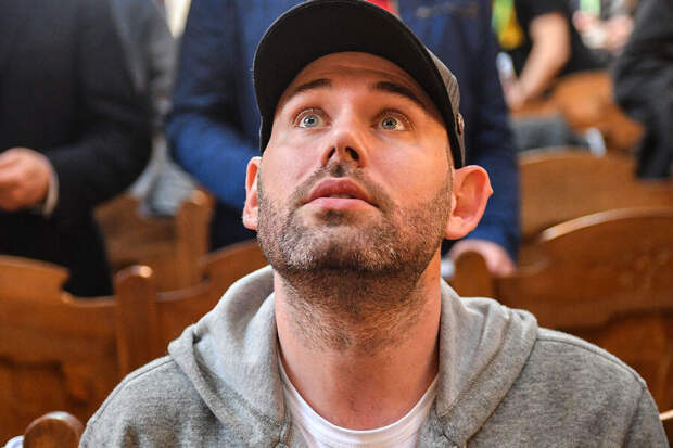 В Госдуме предложили Семену Слепакову вернуться в РФ и «отмыться от клейма иноагента»