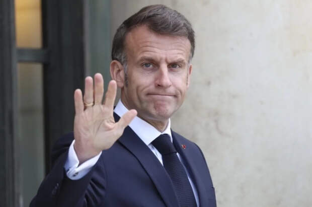 Макрону посоветовали поискать причины ненависти к Европе в себе
