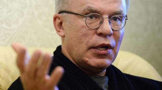 Фетисов о словах Третьяка: «А зачем это надо канадцам и американцам? Там даже у студентов свой сложный календарь»