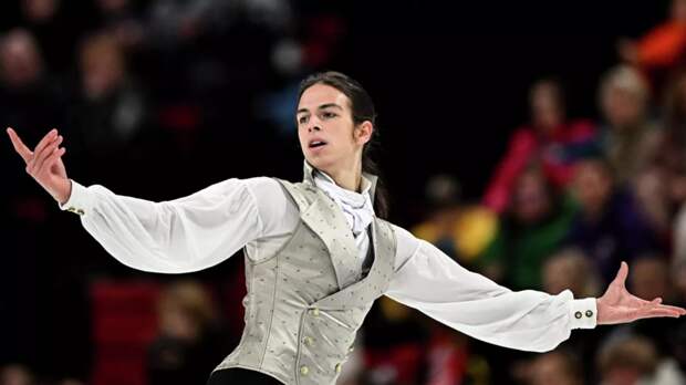 Гуменник и его тренер Дайнеко прилетели на Олимпиаду в Милан