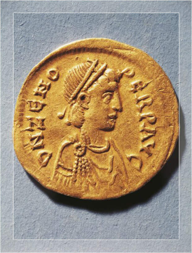 Древнеримская монета, изображающая Зенона, императора Византийской или Восточной Римской империи.