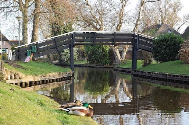 derevnya-giethoorn-03