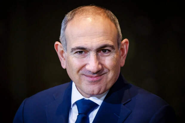 Пашинян заявил о создании собственной музыкальной группы «Варчабенд»