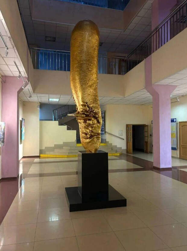 Подъем: в университете Читы готовятся к открытию скульптуры, прозванной фаллосом