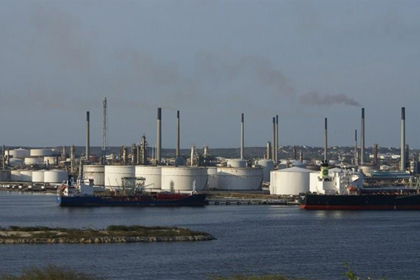 Нефтехранилище база