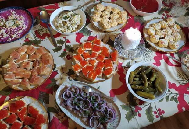 Всем уже надоели: Русские готовы отказаться от традиционных новогодних блюд