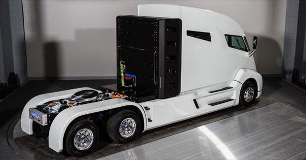 1000-сильный грузовик на водороде Nikola One проходит 2000 км без дозаправки