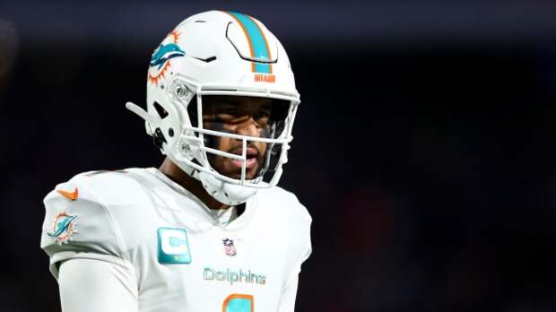 Dolphins QB Tua Tagovailoa