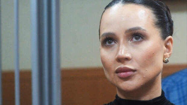 «Ты станешь отличным папой»: Лерчек и ее жених Луис узнали пол будущего малыша