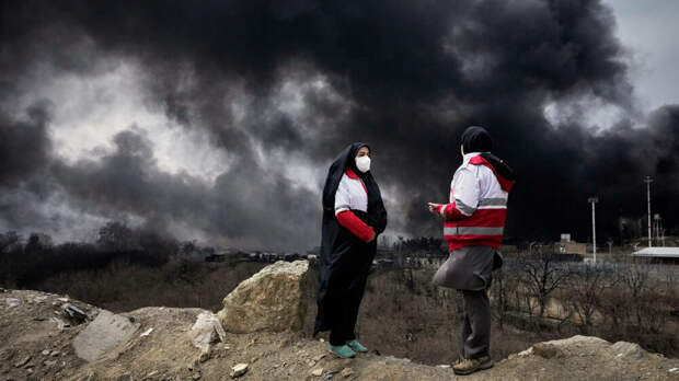 ISNA: после ударов по нефтехранилищам в Иране могут начаться кислотные дожди