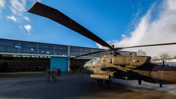 Польша закупит у США ударные вертолеты AH-64 Apache