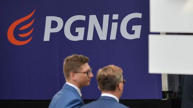 Баннер с логотипом Польской нефтяной и газовой компании PGNiG - РИА Новости, 1920, 02.02.2022