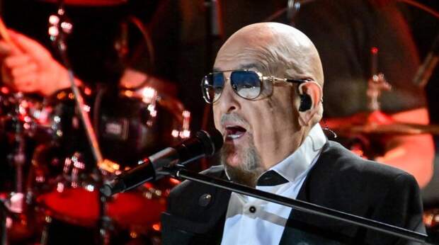 Шуфутинский ответил анекдотом на вопрос об отношении к музыке SHAMAN’а